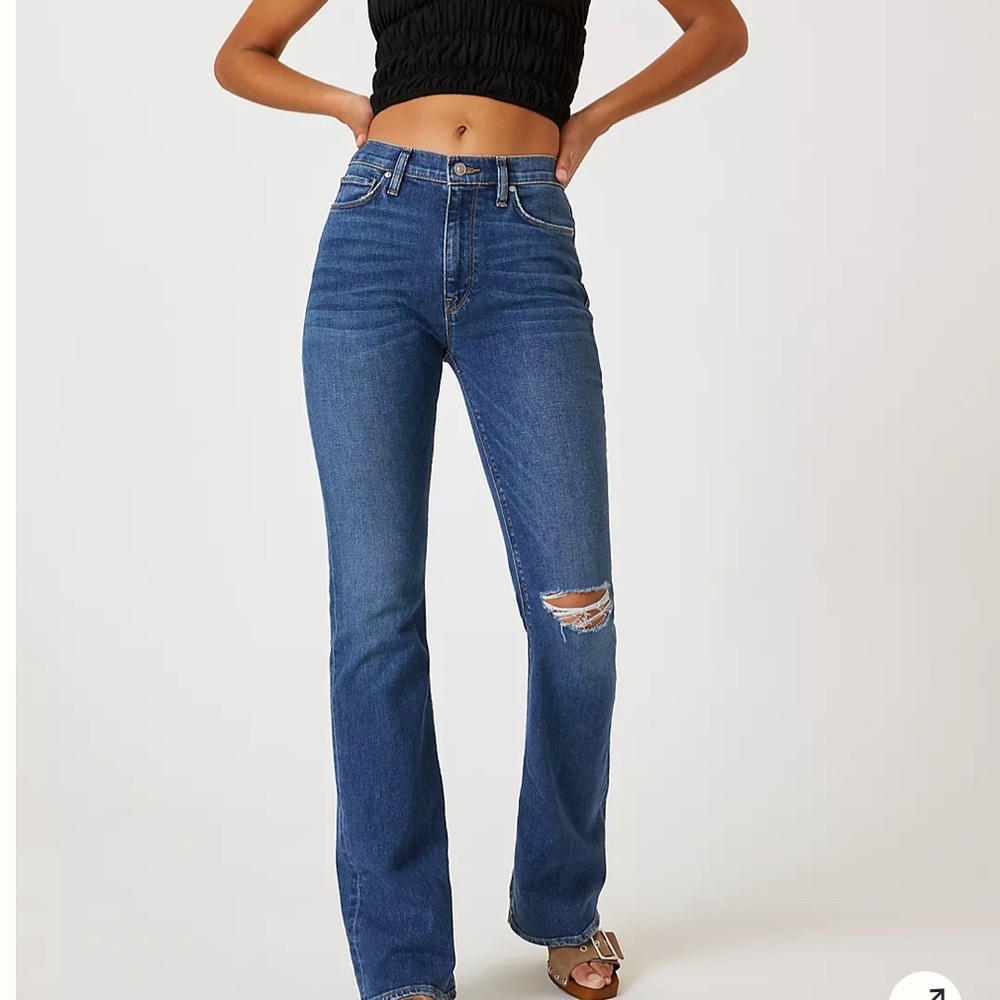 NWOT Hudson Barbara Distressed Jean